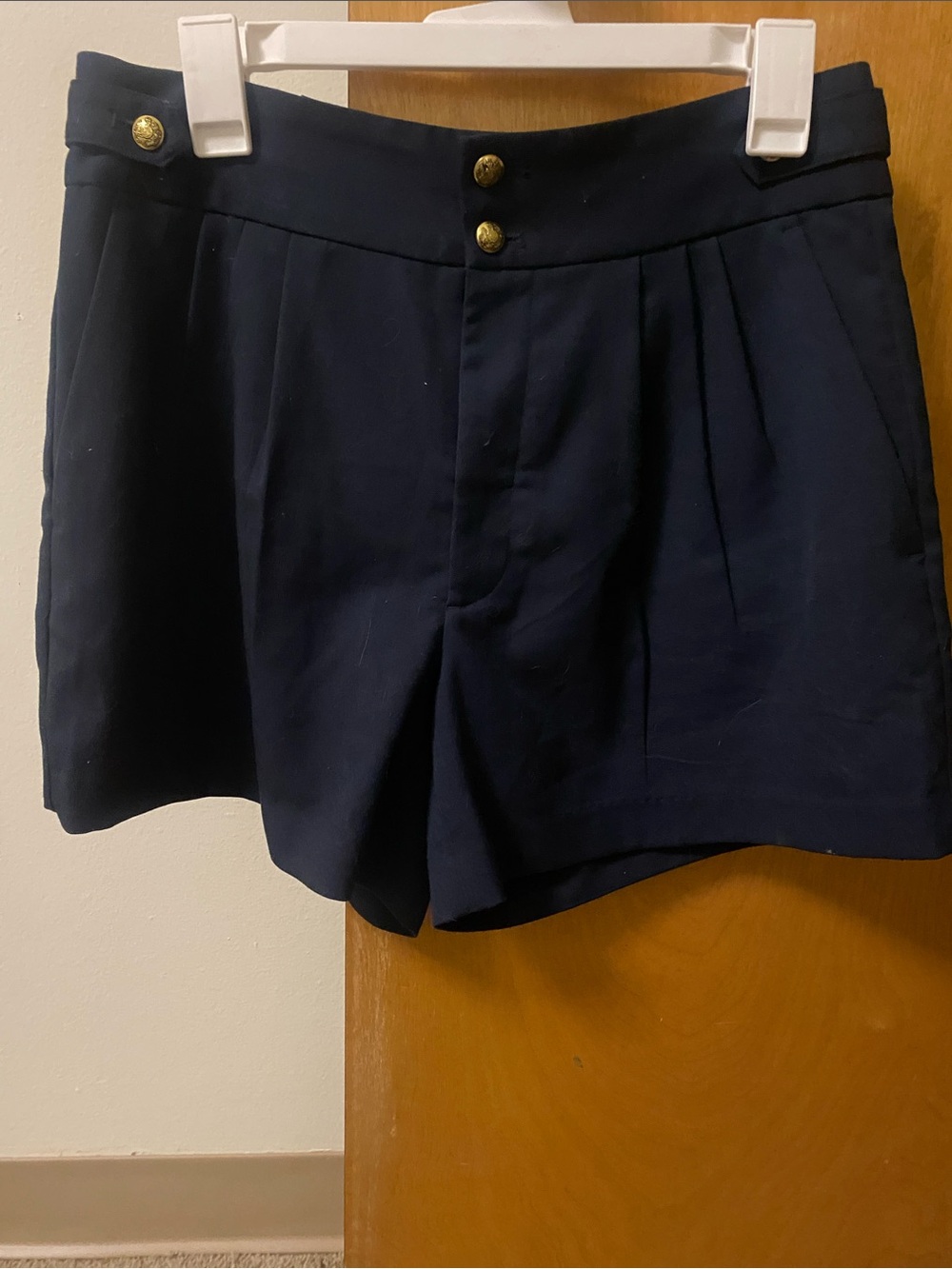 Banana republic dress shorts size 8